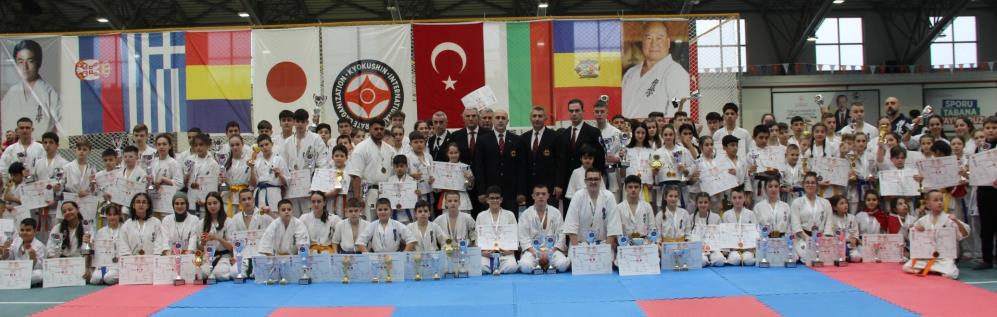 Yıldırım Belediyesporlu Sporculardan Büyük Başarı 