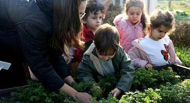 Minikler Kent Bostanları’nda Tarımla Tanıştı!