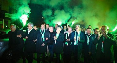 Aday Bozbey İddialı: “Mustafa Ağabeyiniz Geliyor”