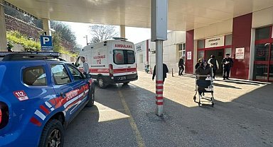 Aile İçi Şiddette Bu Da Oldu: Anne Kızını Bıçakladı