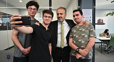 Alinur Aktaş'tan Gençlere Mesaj: Güveniyoruz