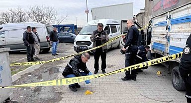 Başakşehir'deki tamirhaneye otomatik silahla saldırı! 3 yaralı