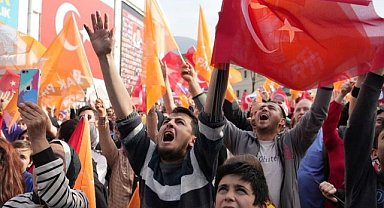 Başkan Aktaş'a Sevgi Yürüyüşünde Büyük İlgi