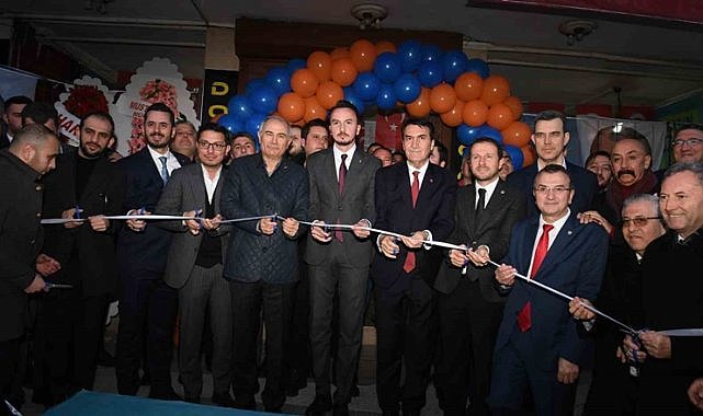 Başkan Dündar'dan seçim irtibat merkezi açılışı