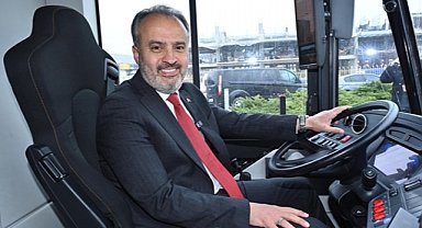 Bursa Büyükşehir'de 2 elektrikli otobüs hizmete sunuldu