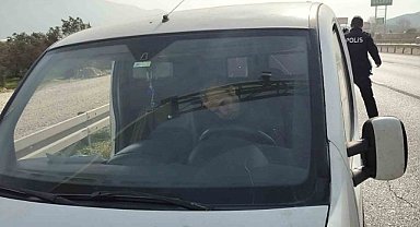 Bursa-Yalova karayolunda aracında rahatsızlanan sürücü öldü