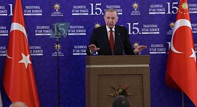 Cumhurbaşkanı Erdoğan, büyükelçileri iftarda ağırladı