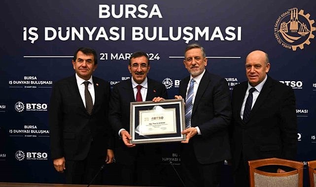 Cumhurbaşkanı Yardımcısı Yılmaz'dan Bursa'da açıklamalar