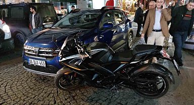 İlkadım ilçesinde motosiklet ile otomobil çarpıştı: 1 yaralı