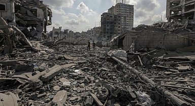 İsrail, Qarara'ya hava saldırısı düzenledi: 14 ölü