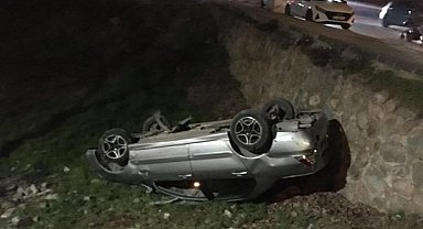 Kocaeli'deki kazada otomobil sürücüsü ağır yaralandı