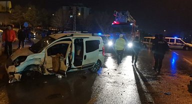 Nevşehir'deki kazada 14 araç birbirine girdi! Çok sayıda yaralı