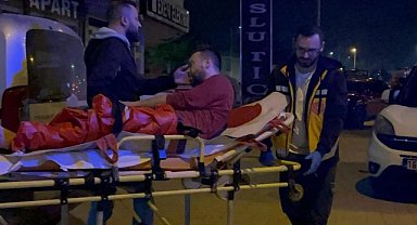 Silahla Oynarken Kendini Vurdu!