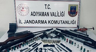 Adıyaman'da evden cephanelik çıktı