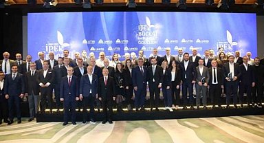 Başkan Bozbey, Uludağ'daki ödül töreninde konuştu