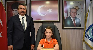 Başkan Yılmaz koltuğunu miniklere devretti