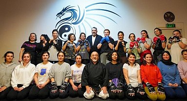 Beylikdüzü'nde kadınlara öz savunma eğitimi