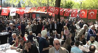 Bursa CHP'de bayramlaşma töreni düzenlendi