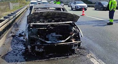 Bursa'da seyir halindeyken yanan araç hudaya döndü