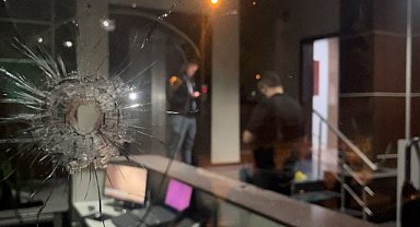 Bursa’da silahlı saldırı: Binaya 43 el ateş açtılar