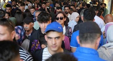 Bursa'da tarihi mekanlara bayramda ziyaretçi akını