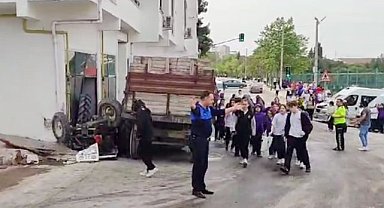 Bursa’da traktör kazası: 2 kişi yaralandı!