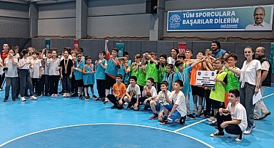 Bursa Nilüfer'de sportif başarılar ödülle taçlandırıldı
