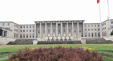 Büyük Meclis'te mesai yeniden başlıyor