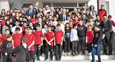 Canbey'den 23 Nisan mesajı