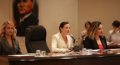 Efes Selçuk'ta yeni dönemin ilk meclis toplantısı 