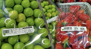 Erik ve çilek cep yakıyor!