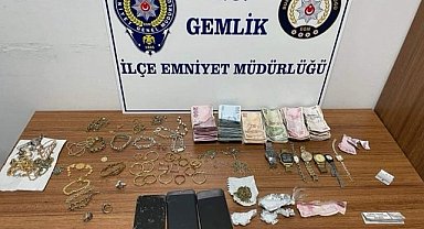 Gemlik'te Uyuşturucuya Büyük Darbe: 64 Kişi Yakalandı 