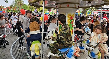 Gölcük'te 23 Nisan coşkusu