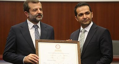 Gürsu'da Başkan Işık Mazbatasını Aldı