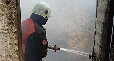 Hilvan'da ev yangını: 1 ölü, 1 yaralı