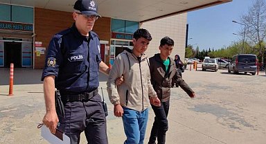 İran'dan Türkiye'ye Kaçak Giren Göçmenler Yakalandı