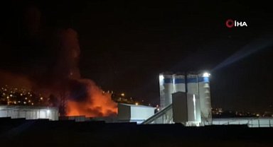 Kahramanmaraş'taki ahşap fabrikası alev alev!