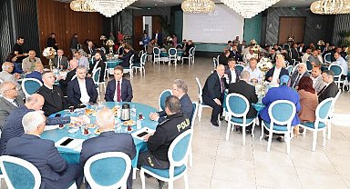 Kaymakam Özyiğit ve Başkan Büyükgöz muhtarları ağırladı