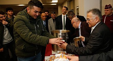 Kayseri'de gençlere 10 milyon porsiyon çorba ikramı