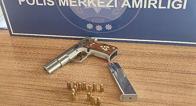 Keşan'da iki ayrı operasyonda ruhsatsız silah ele geçirildi