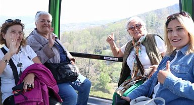 Kocaeli'de büyüklerin teleferik heyecanı