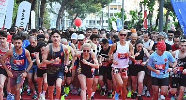 Maraton İzmir'de Kibiwot ve Tagel şampiyon