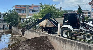 Marmaris'te derelerde temizlik çalışması