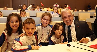 Nilüfer’de miniklerin yüzü Başkan Özdemir’le güldü