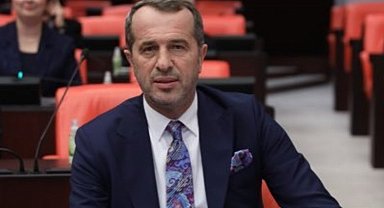 Saffet Sancaklı yeniden MHP'de