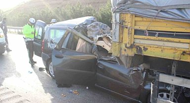 Salihli'deki feci kazada aynı aileden 3 kişi öldü!