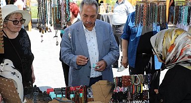 Talas'ta bu pazar 'Maharetli Eller'in günü