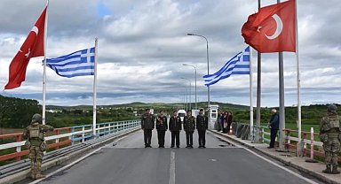 Türk askeri yetkililerden Yunanistan'a ziyaret