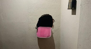 Yakalanmamak İçin Duvarı Böyle Deldi Ama...