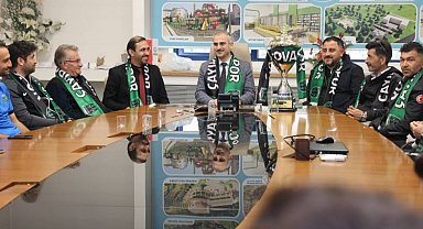 Başkan Çiftçi, şampiyon Çayırovaspor'u ağırladı
